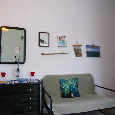 Apokoros Craft Deco Apartments&studios 公寓式酒店 2*